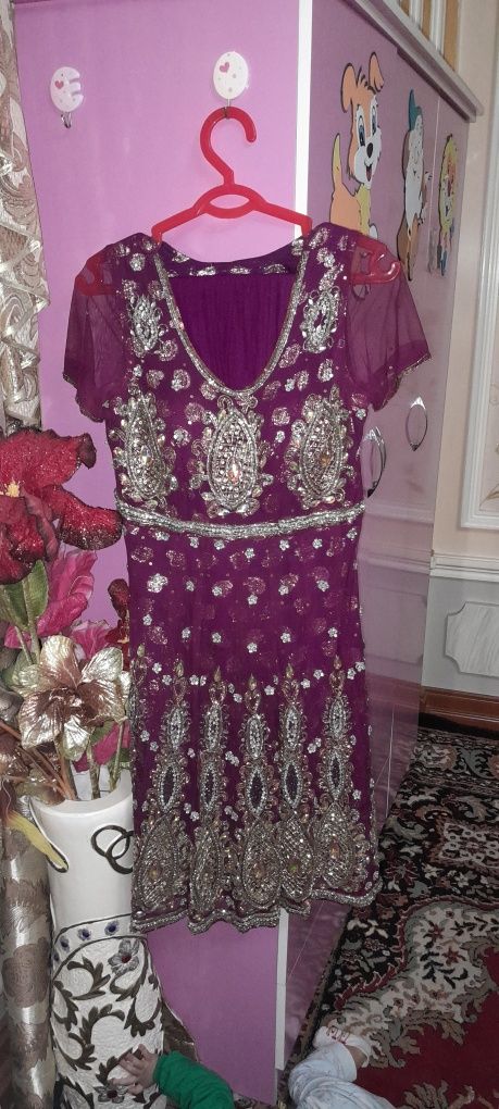 Индийский платье