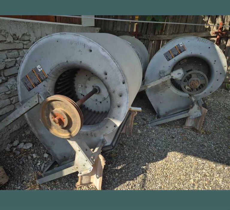 Exhaustor-ventilator.