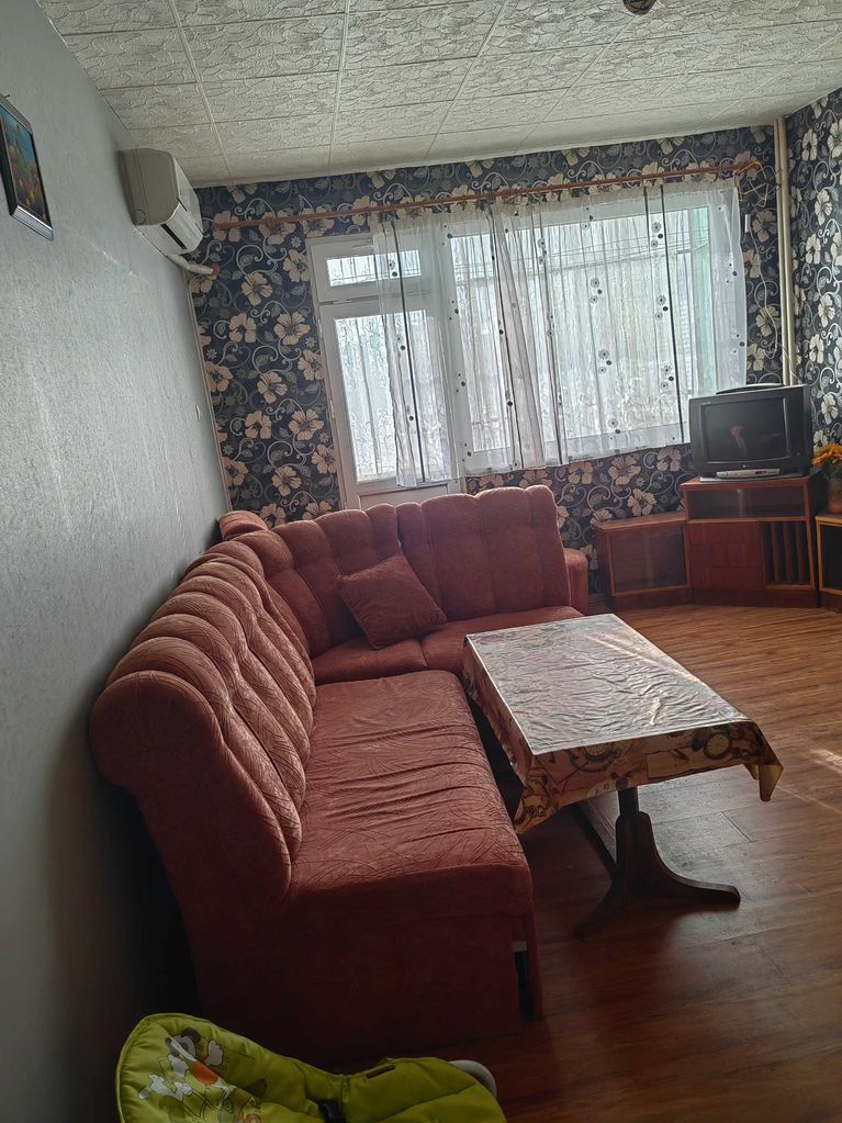Продава се Двустаен апартамент в Търговище, Промишлена зона - 62 кв.м за 1152 €/кв.м - Снимка #1