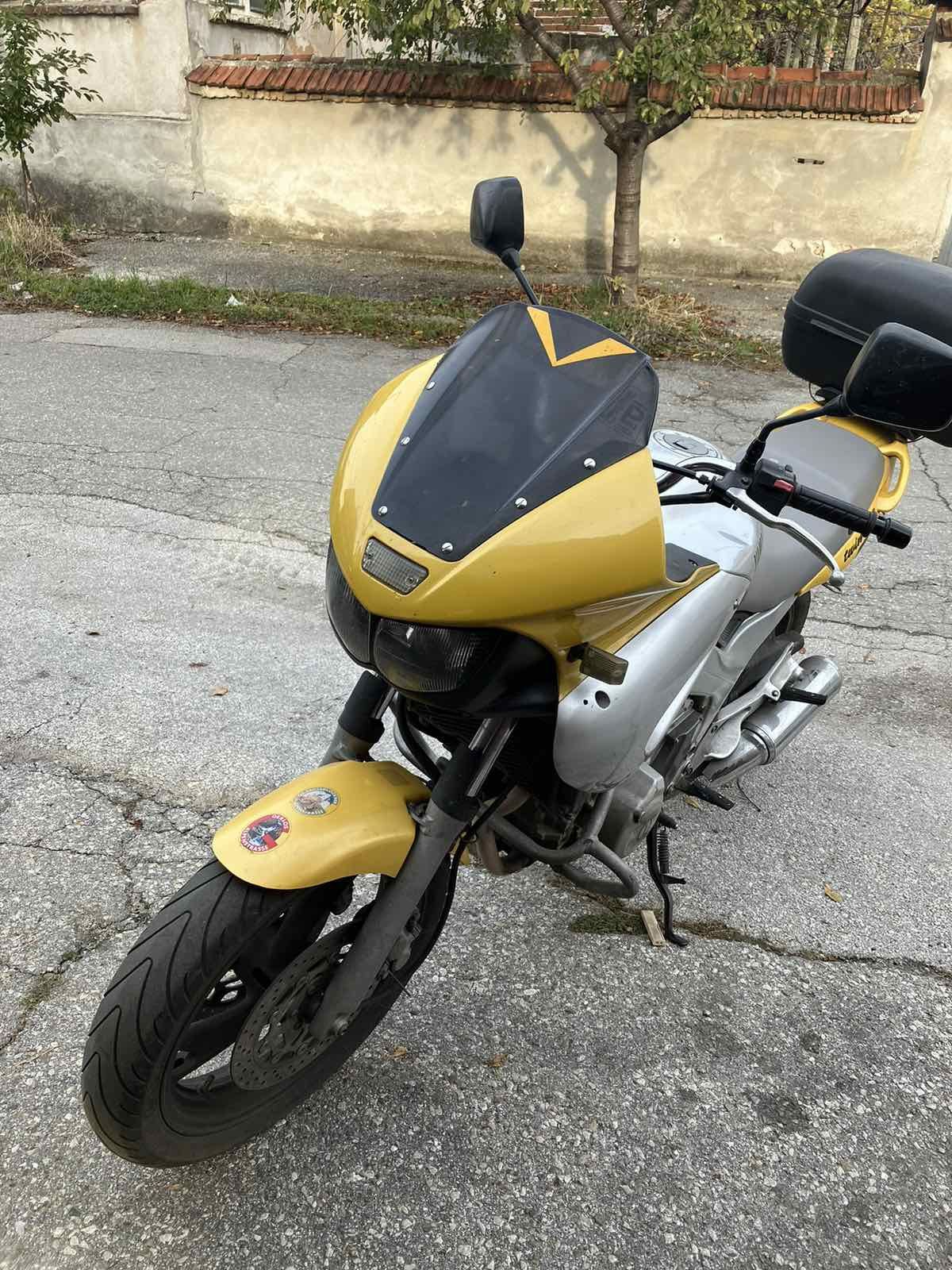 Продавам мотор YAMAHA