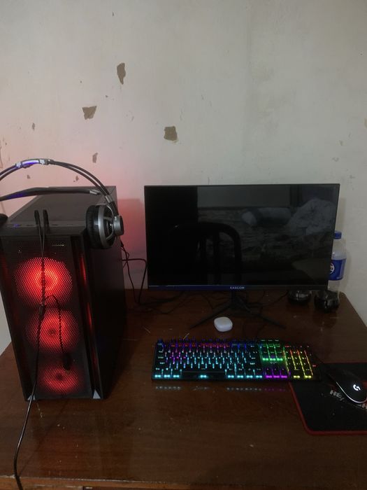 Продам обсалютно новый компьютер игровой ,