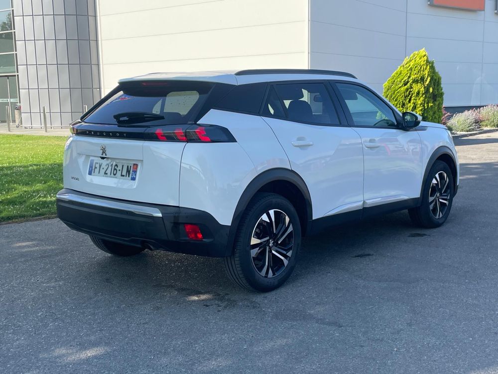 Peugeot 2008 1.2 benzina 2021 impecabil
