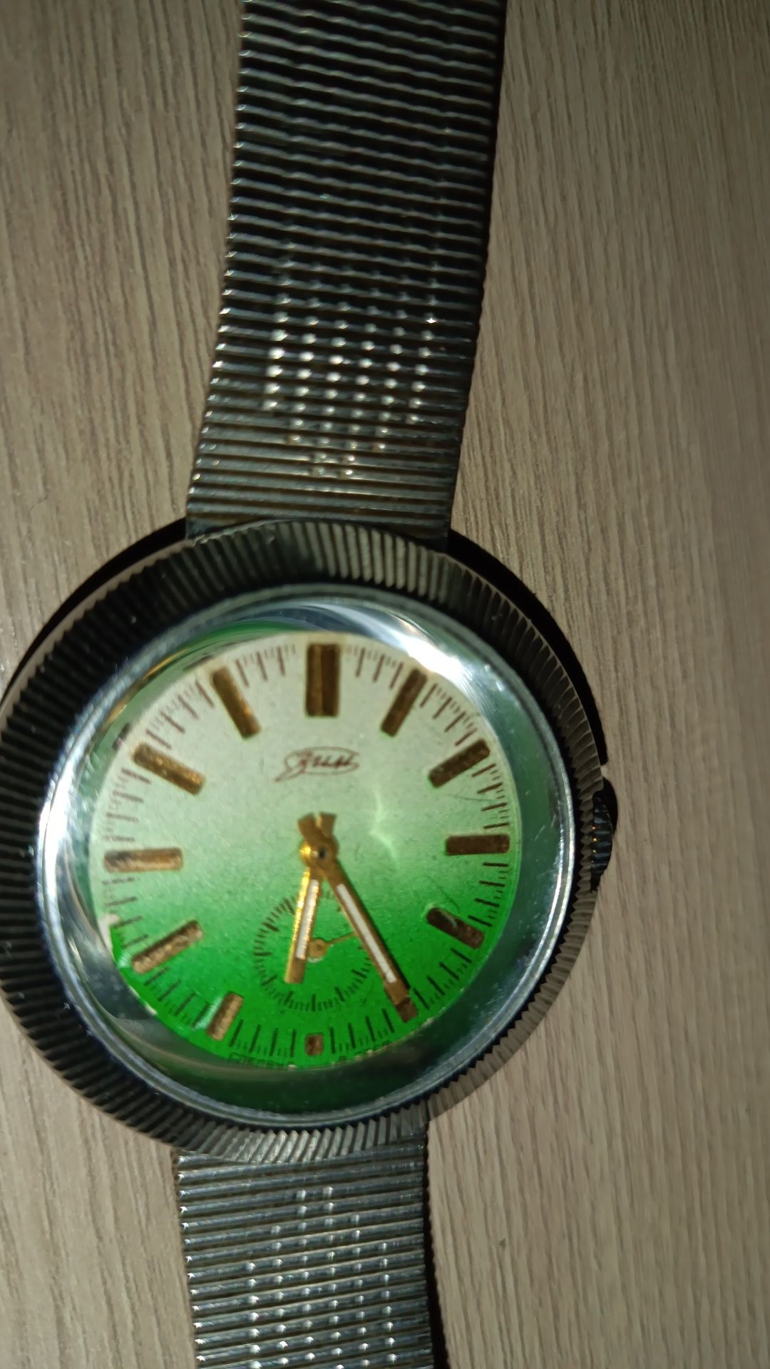 Продам позолоченые советские часы