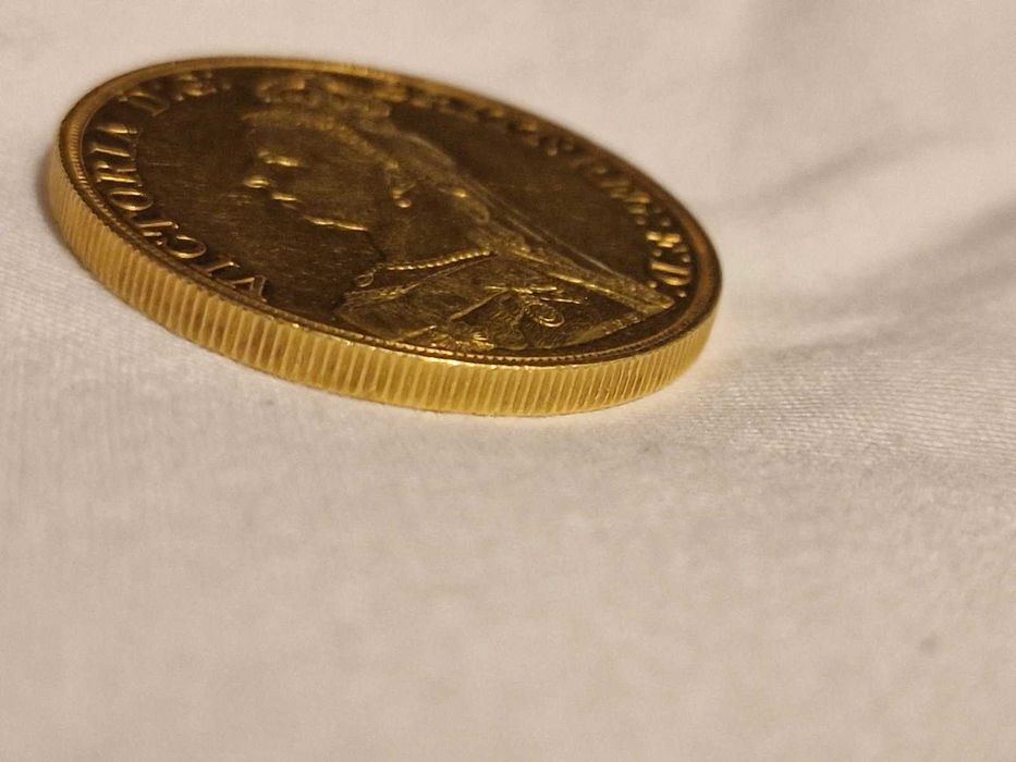 Златна Монета Петорен Британски Суверен 1887-39.94 гр.