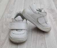 Обувь для малышек vicc