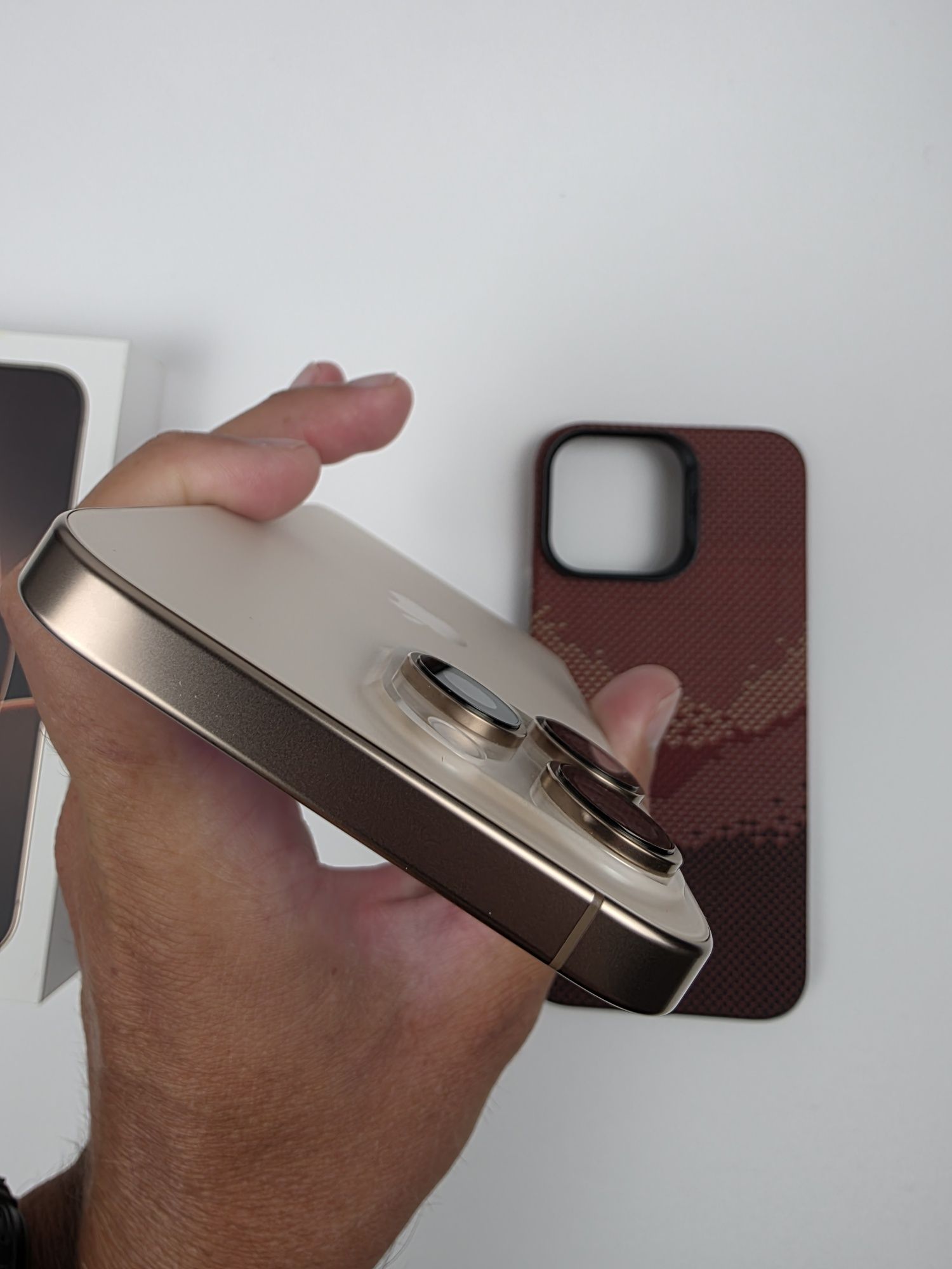 iPhone 16 Pro Max 256 Desert Titanium Гарнция