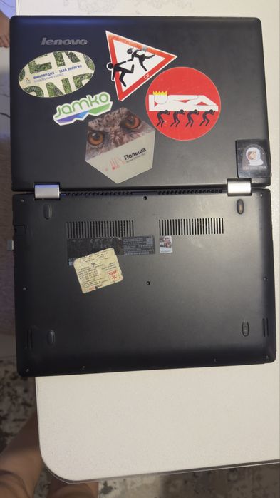 Продам Ноутбук Lenovo YOGA 500-14IBD Black