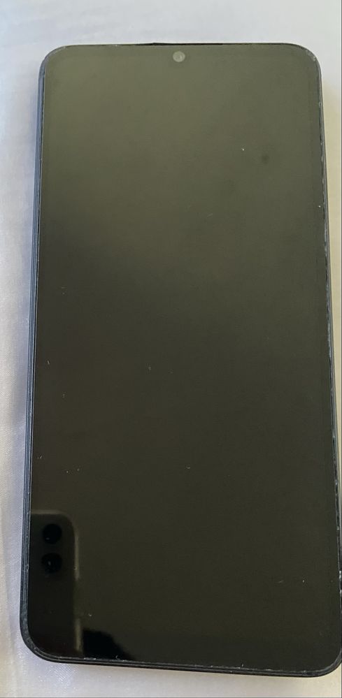 Продавам Redmi A3