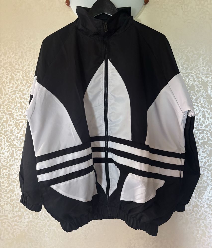 Леко яке Adidas дамско