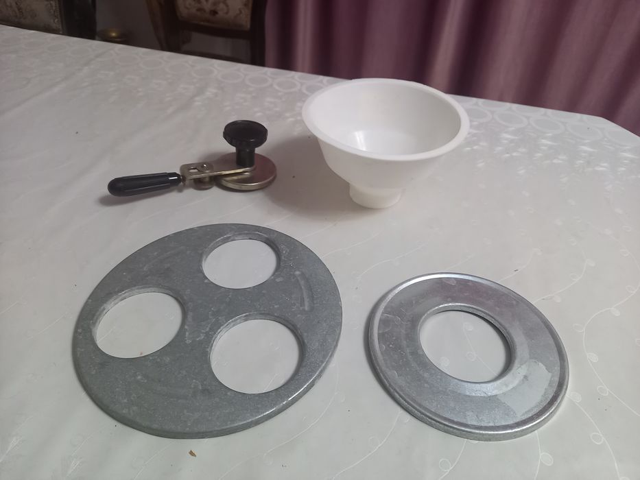 Продам закаточную машинку