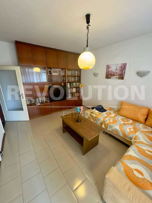 Продава се Тристаен апартамент в Пловдив, Тракия - 86 кв.м за 1489 €/кв.м - Снимка #2