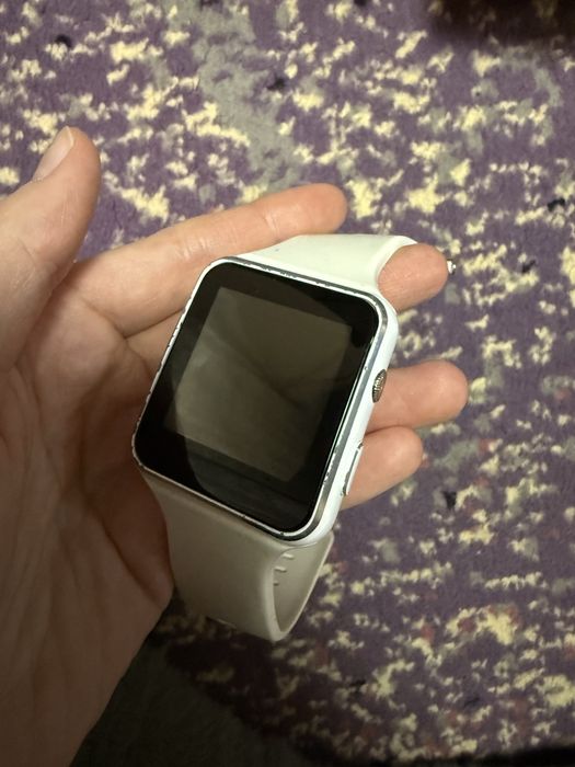 смарт часы белые