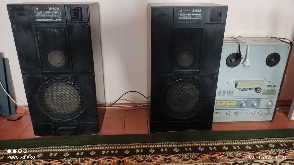 Продаются Колонки с усилителем