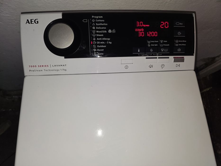Masina de spălat verticală AEG 7kg 1200 rotații