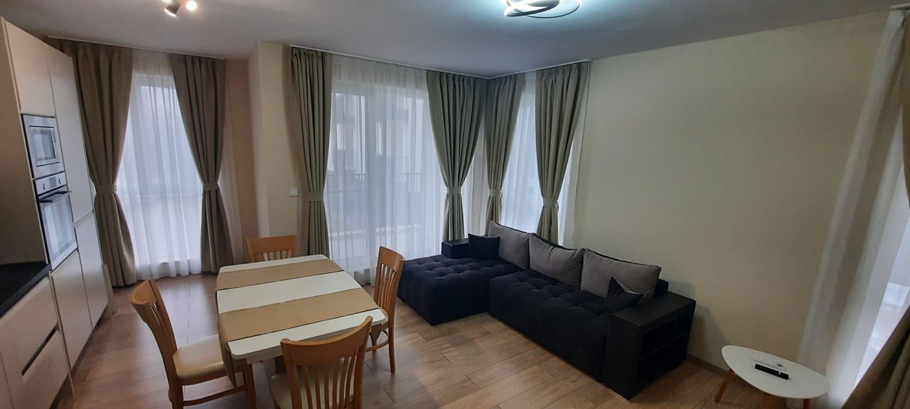 Дава се под наем Двустаен апартамент в Варна, Общината - 60 кв.м за 561 € - Снимка #1