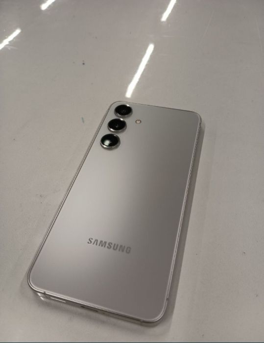 Samsung S24 128gb