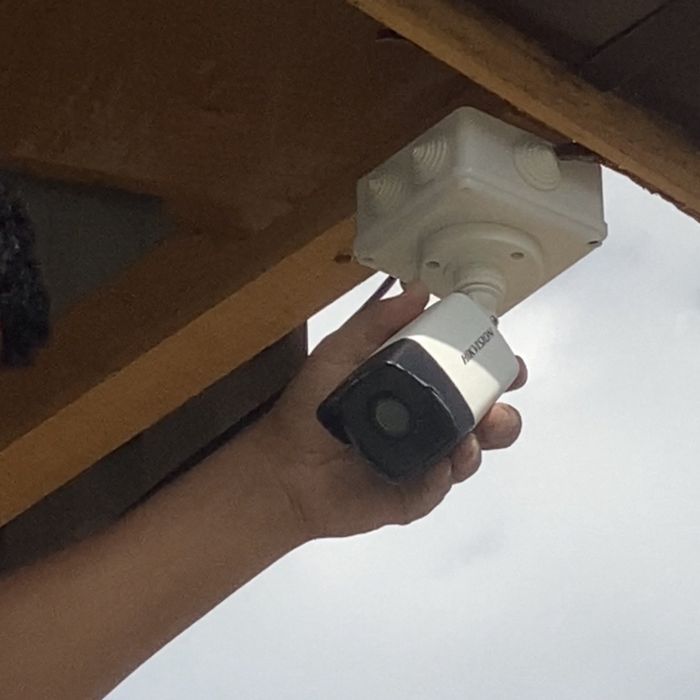 Ustanovka kamera va domofon