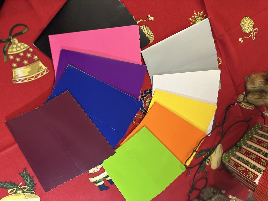 Vand lot peste 500 cutii carton noi calitate superioara