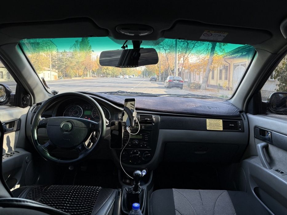 Gentra 2017 yil, kraska toza, 170 min probeg halol