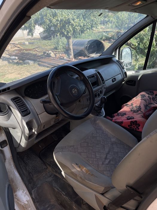 Opel Vivaro 2003