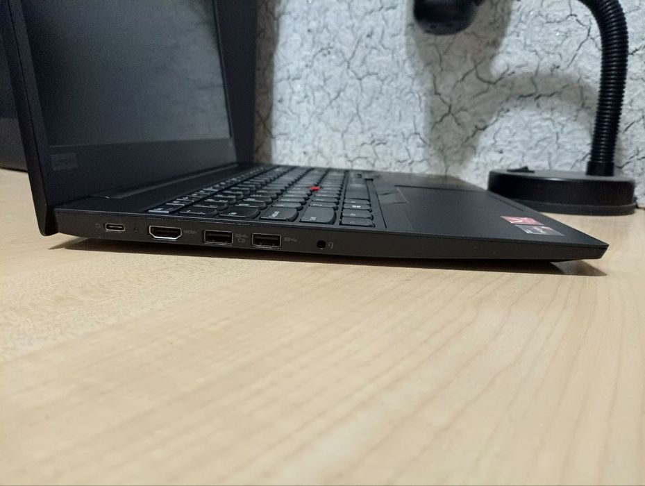 LENOVO ThinkPad E595 15,6" IPS FHD/ RYZEN 5 3500U/ 8GB DDR4/256GB NVMe