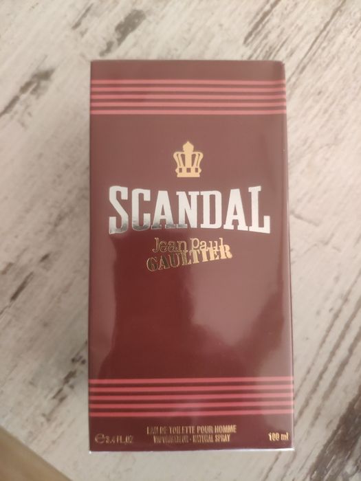 Парфюм Scandal...