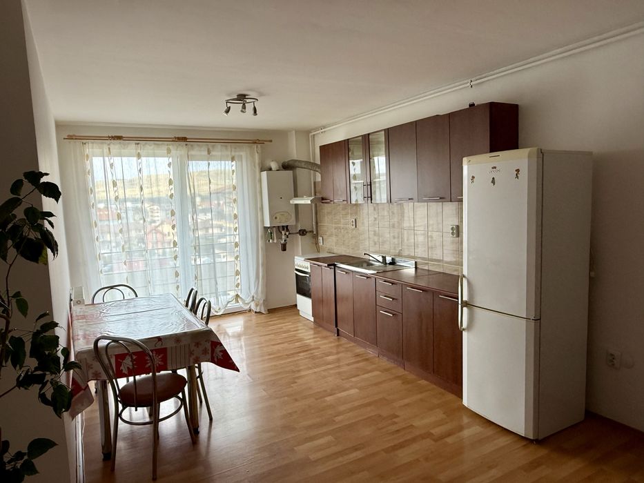 Apartament 2 camere, 59 mp utili, Zona Florilor