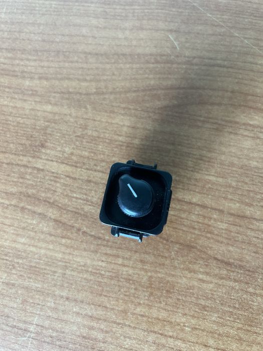 Части за Мерцедес 124 купе фейслифт