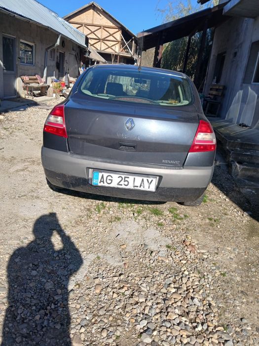 Vând Renault megan 2