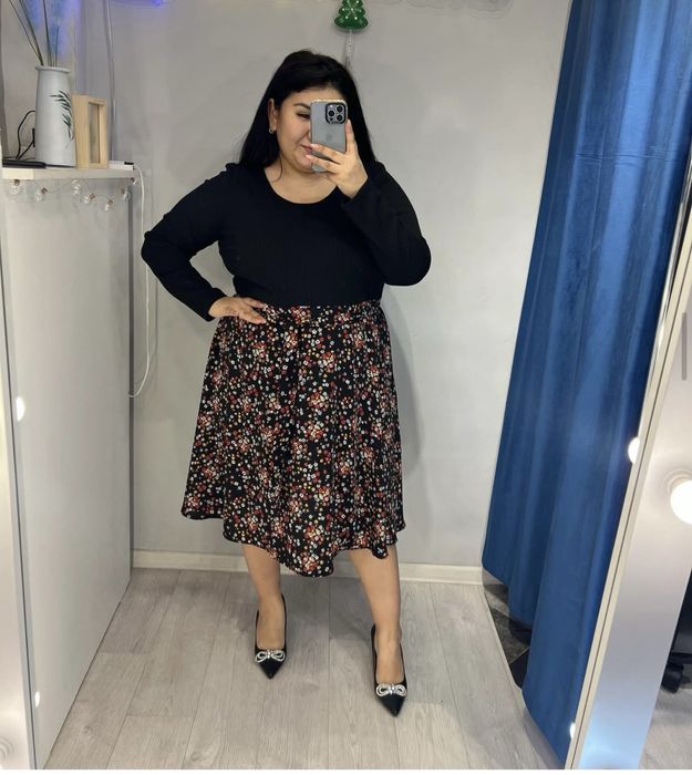 Продам Новое платье  54-56