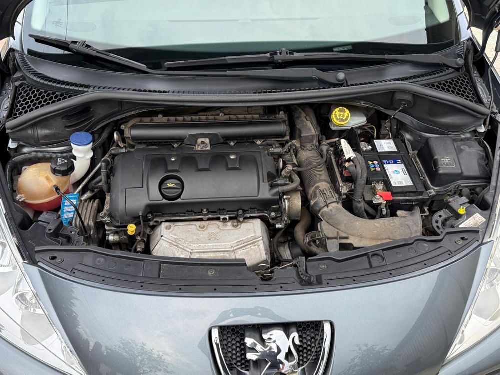 Peugeot 207 1.4 benzina 95 cp/2010