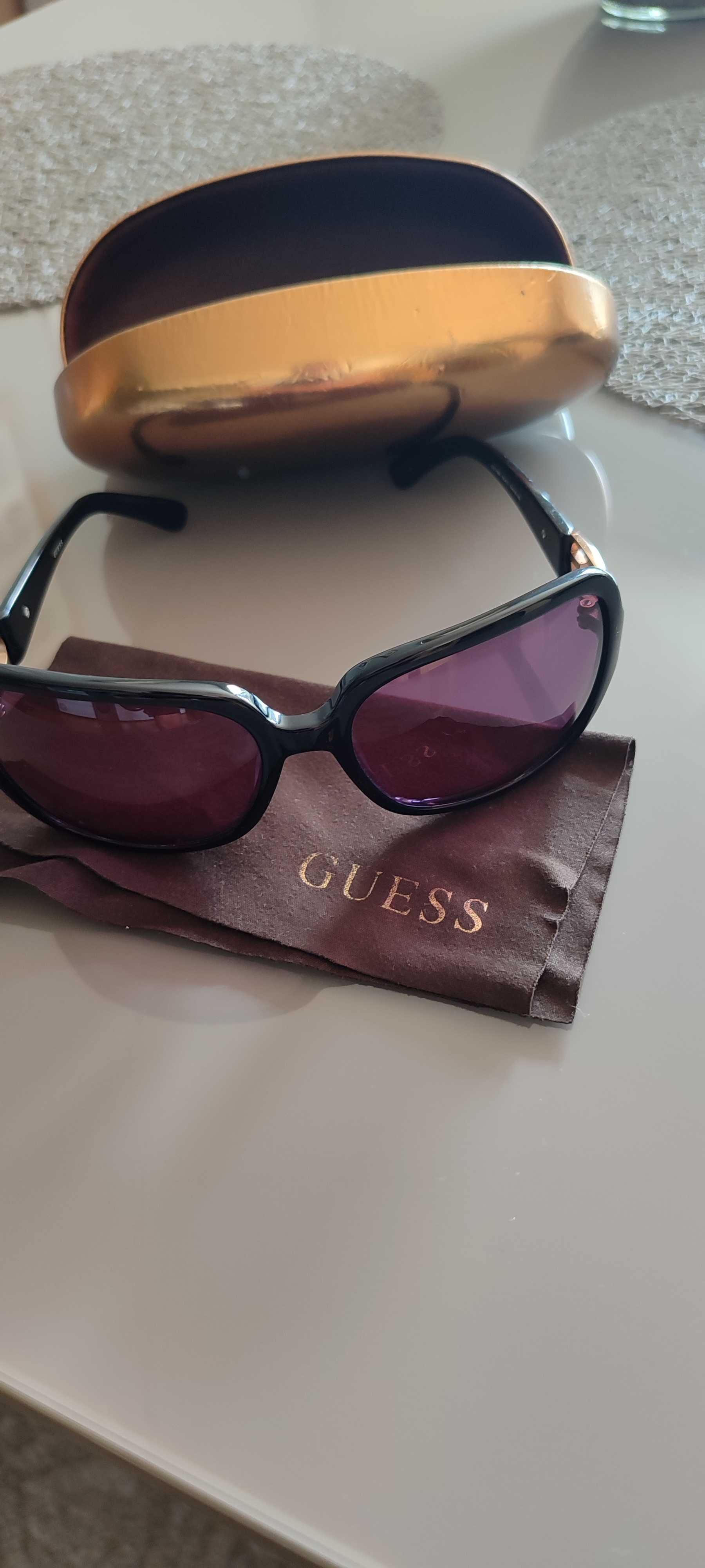 Продавам дамски очила Guess