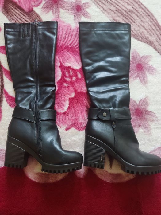 Продам сапоги весна осень