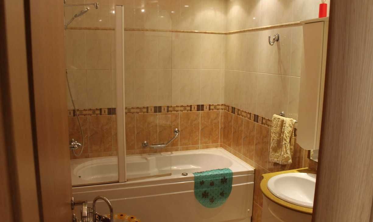 Дава се под наем Многостаен апартамент в Бургас, Лазур - 130 кв.м за 375 € - Снимка #3