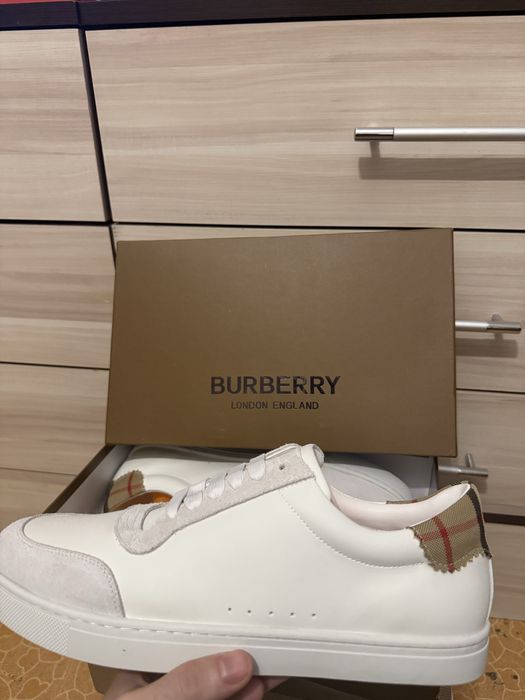 Burberry обувки 45 номер