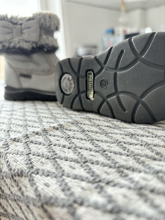 Ghetute Primigi marimea 19