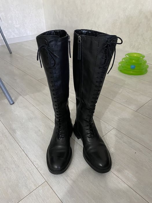 Продам кожаные сапоги берцы фирмы Zara