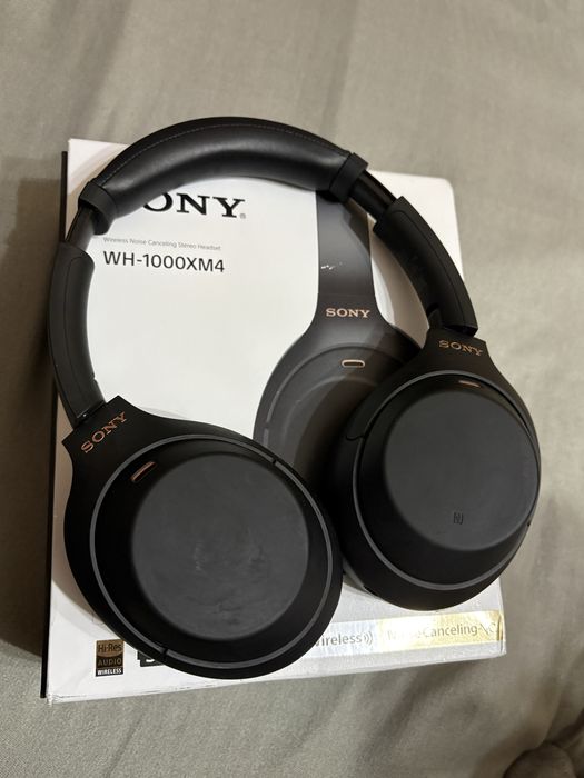 Наушники Sony WH-1000XM4