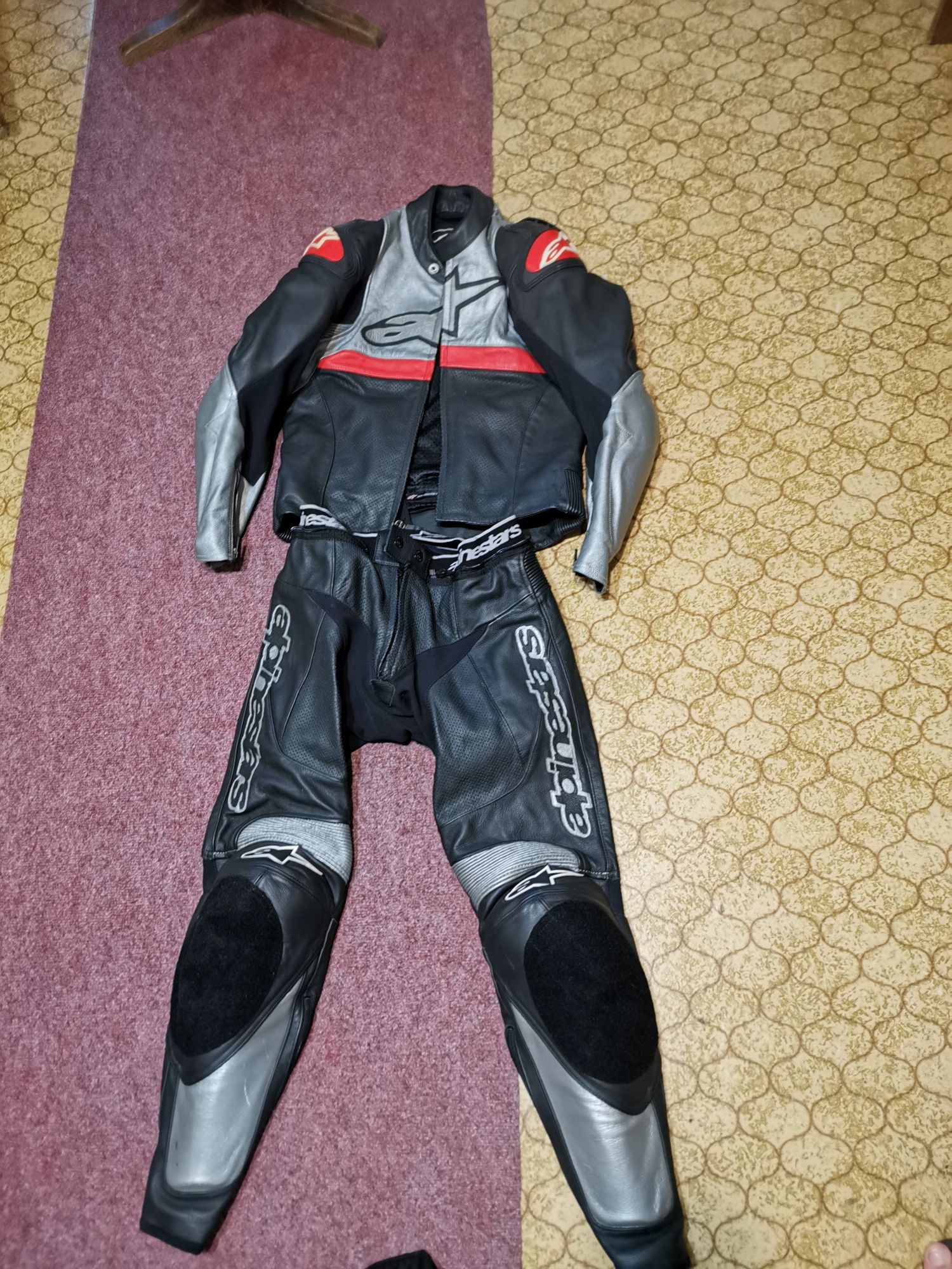 Мото екип Alpinestars 48