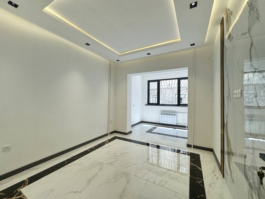 Продаётсия Под Офис Ориентир  Нукусская Мвкро 100м2