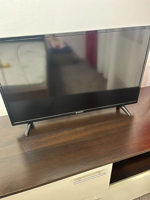 Televizor Vortex 81 cm functional
