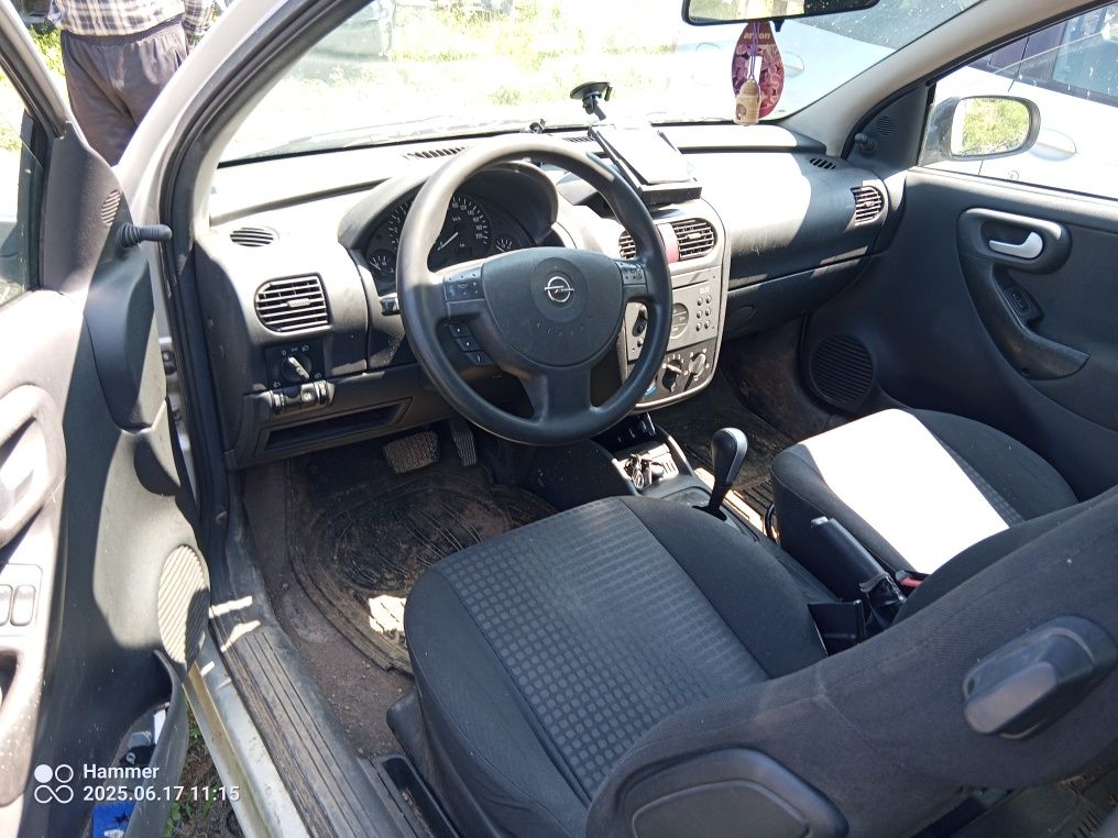 Продавам opel corsa c 1.3 multijet на части