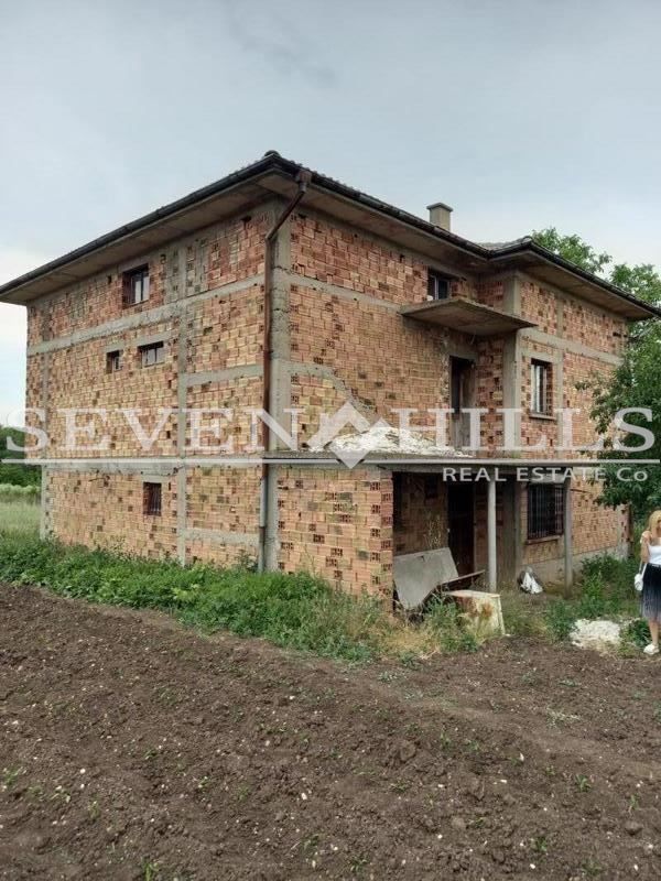 Продава се Къща в с. Татарево, Област Пловдив - 360 кв.м за 184 €/кв.м - Снимка #2