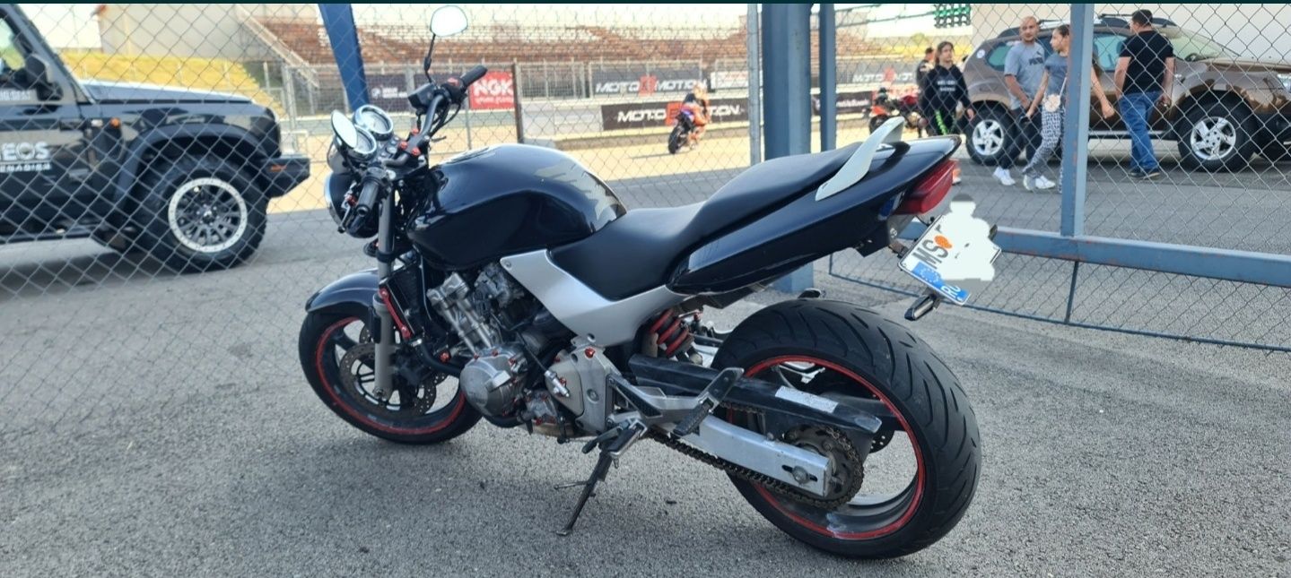 Honda hornet în stare bună