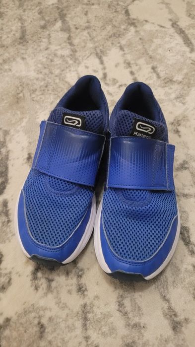 Adidasi pentru sport marimea 36