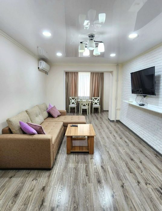 Квартира продаётся Шота Руставели 2/4/5 меб тех Океан магазин