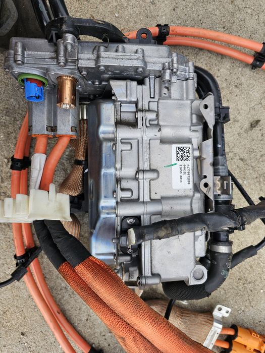 Invertor generator incarcator mercedes A class w177 hybrid