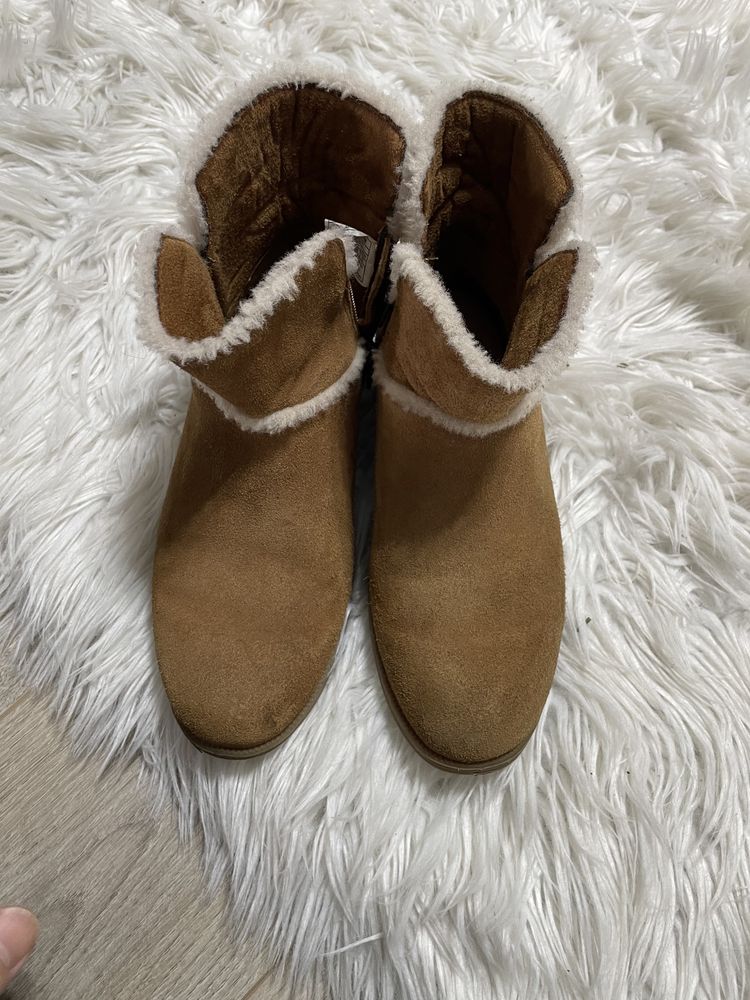 Ghete Ugg 35 ingrijite