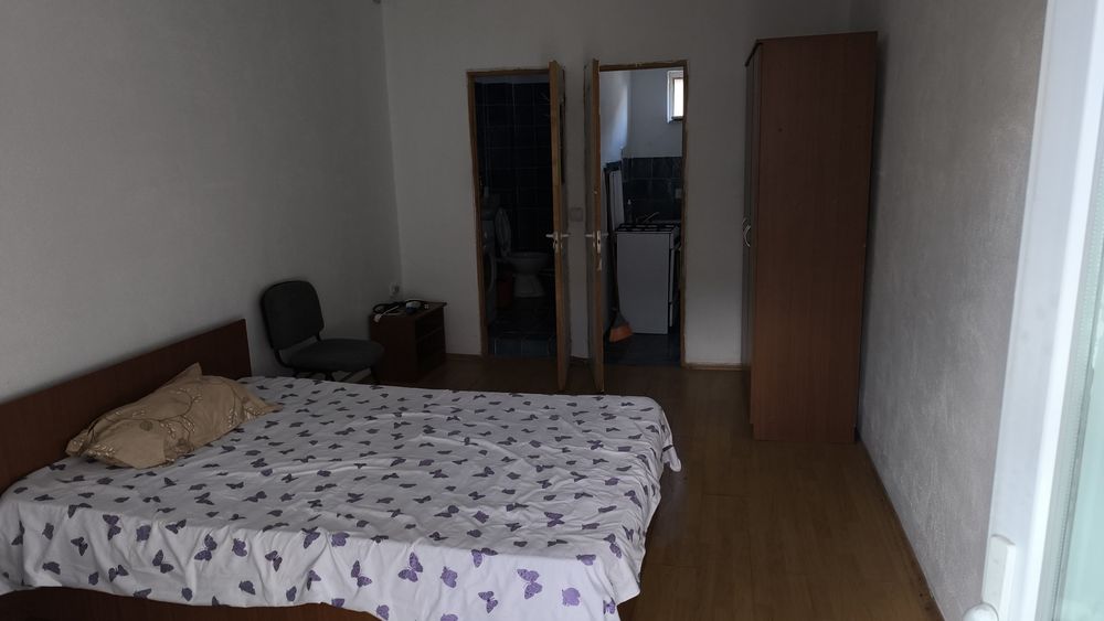 Garsoniera modestă cfr progresul