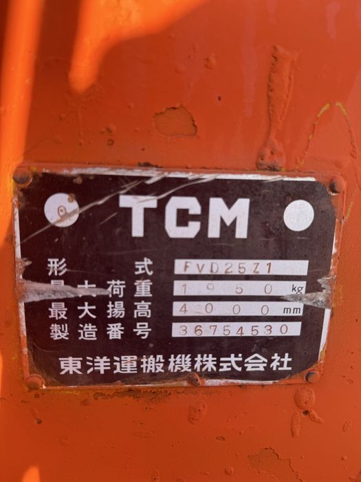 Stivuitor TCM, motor diesel Isuzu – stare foarte bună de funcționare